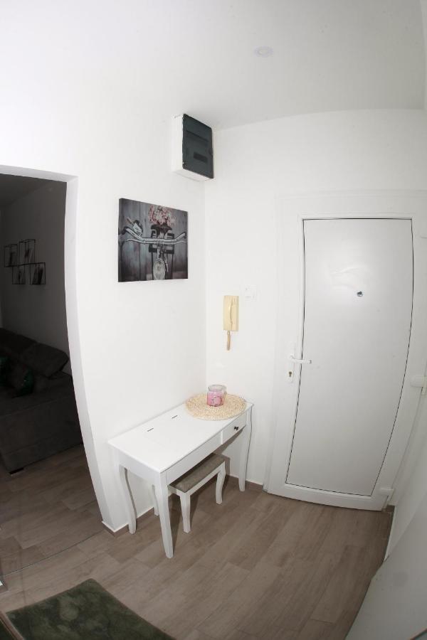 Apartman Lucija Karlovac Esterno foto