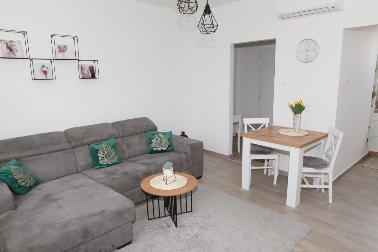 Apartman Lucija Karlovac Esterno foto