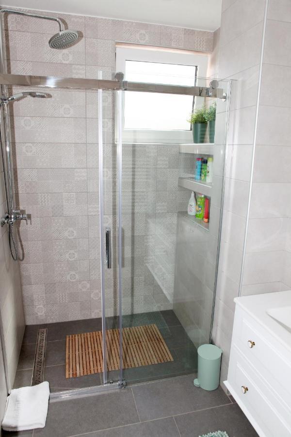 Apartman Lucija Karlovac Esterno foto